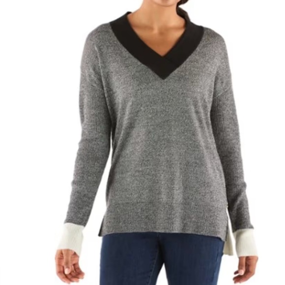 Smartwool Akamina Colorblock Merino Wool Blend V-Neck Sweater - Picture 1 of 9